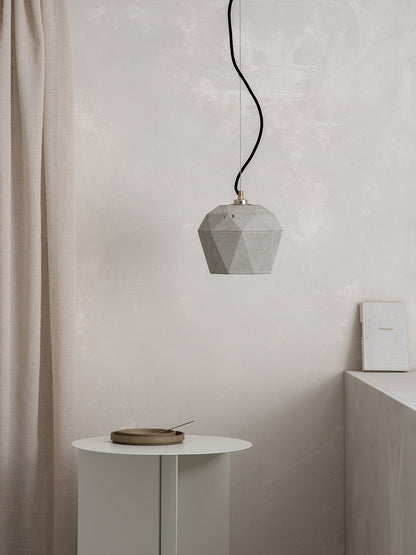 [T3] Pendant Light Triangle still 9