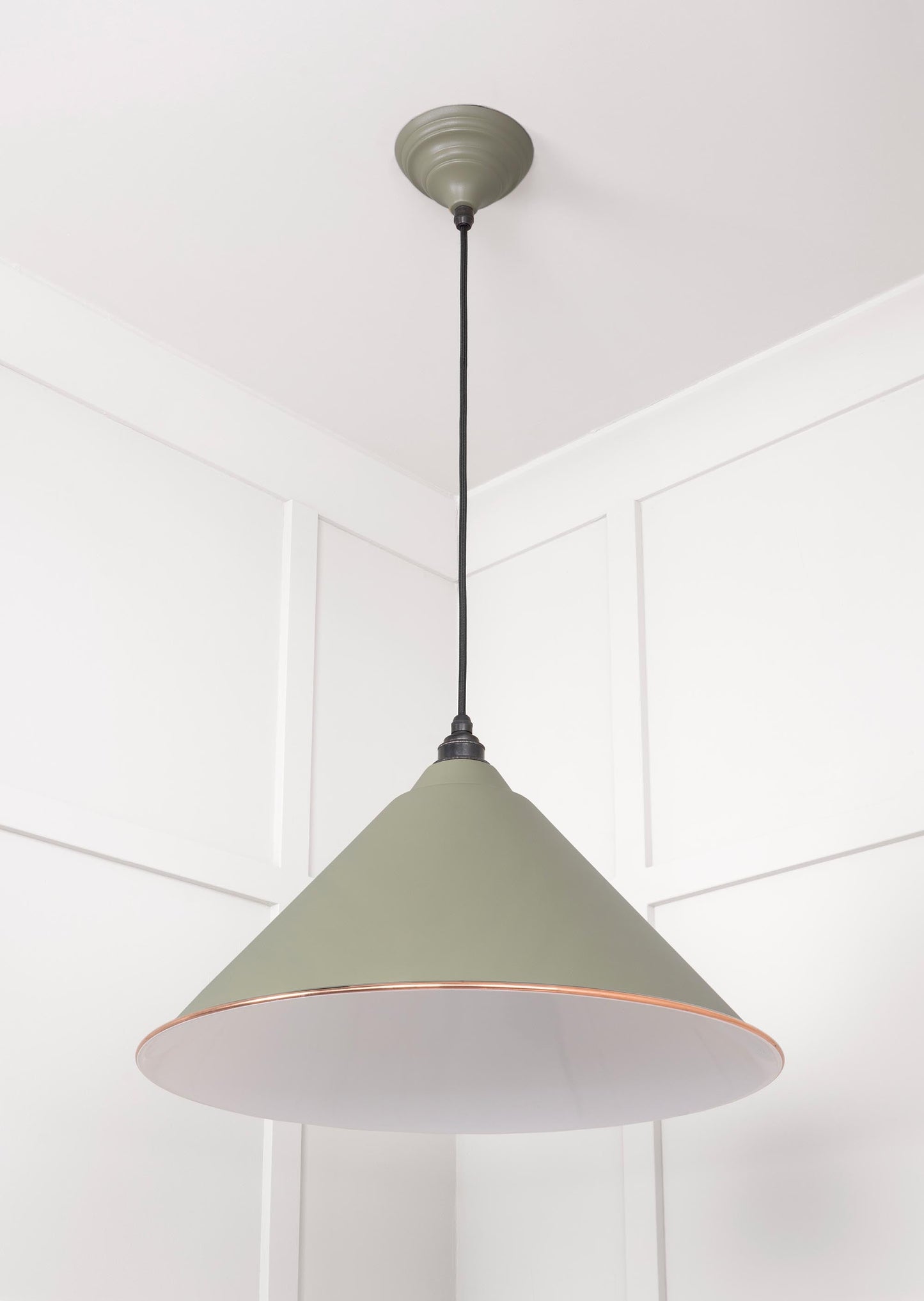 White Gloss Hockley Pendant Light Tump, Underside.