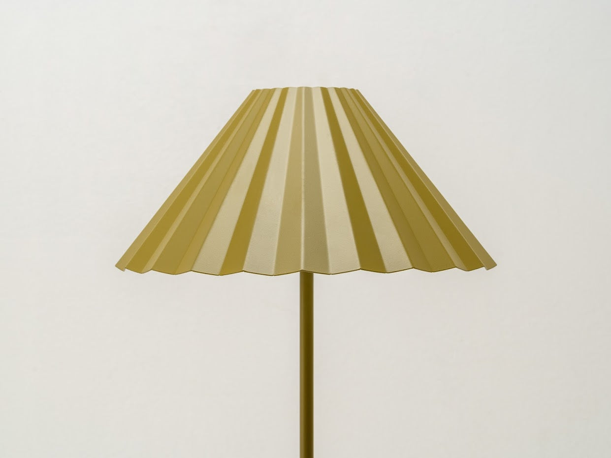 The Pleat Reading Floor Lamp detailed shade view 