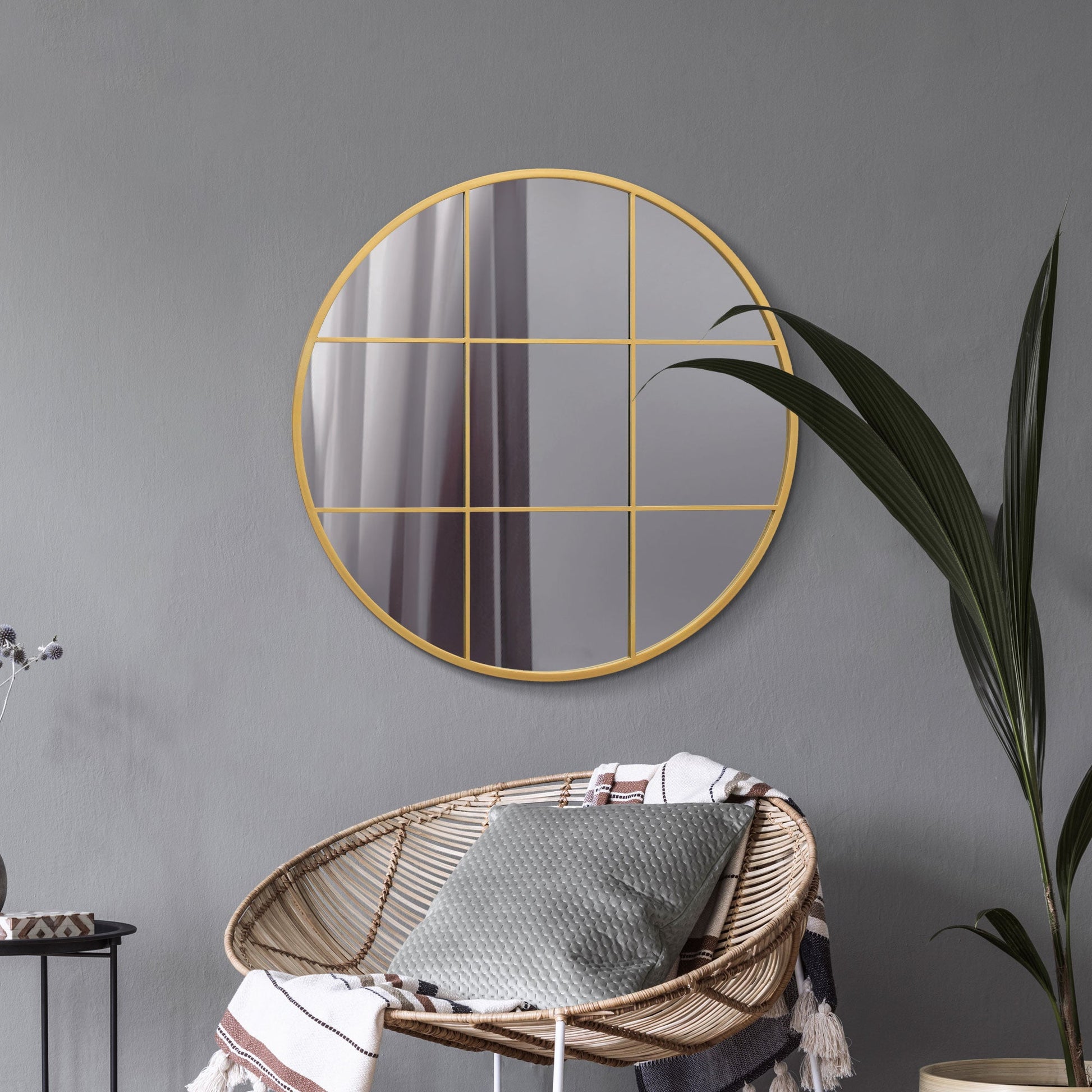 The Aurelia - 31" Round Gold Framed Wall Mirror (80x80CM)-2