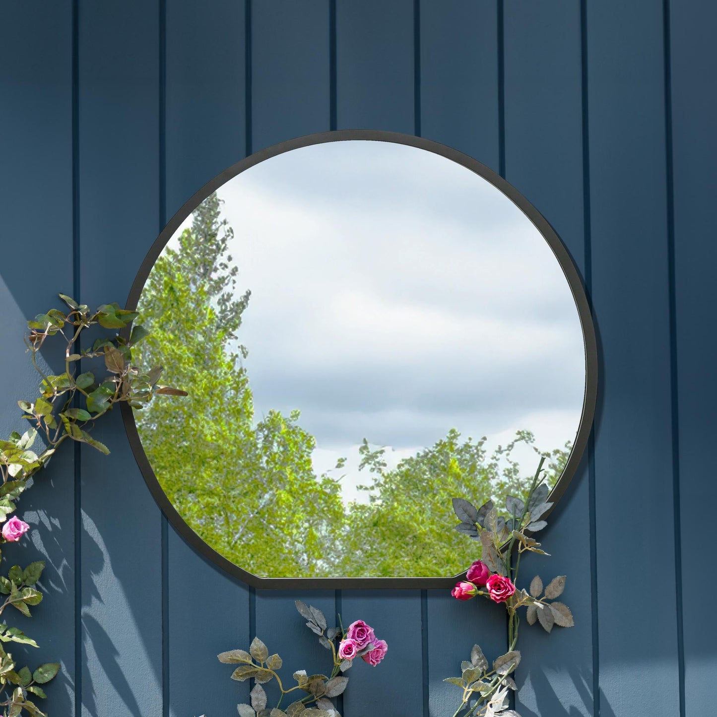 The Round Reflection - Elegant Black Framed Circular Wall Mirror for Garden or Mantle - 33" X 31" (84CM X 80CM)-7