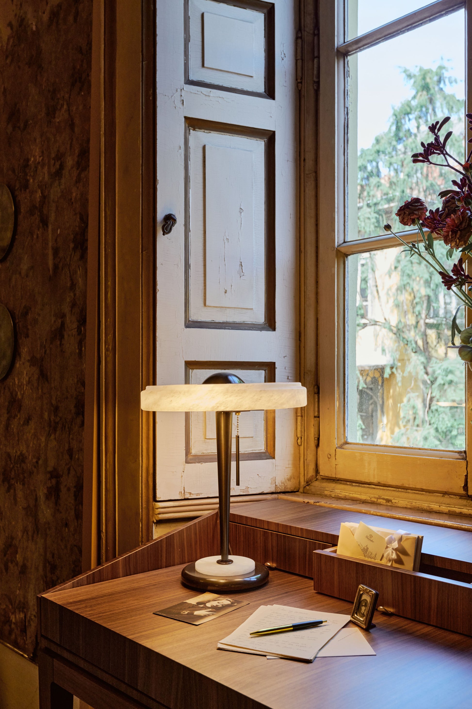 Benny Table Lamp, lifestyle on desk