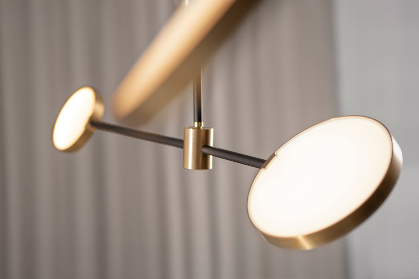 Motion S23-05 Pendant Light Burnished Brass/ Black close up