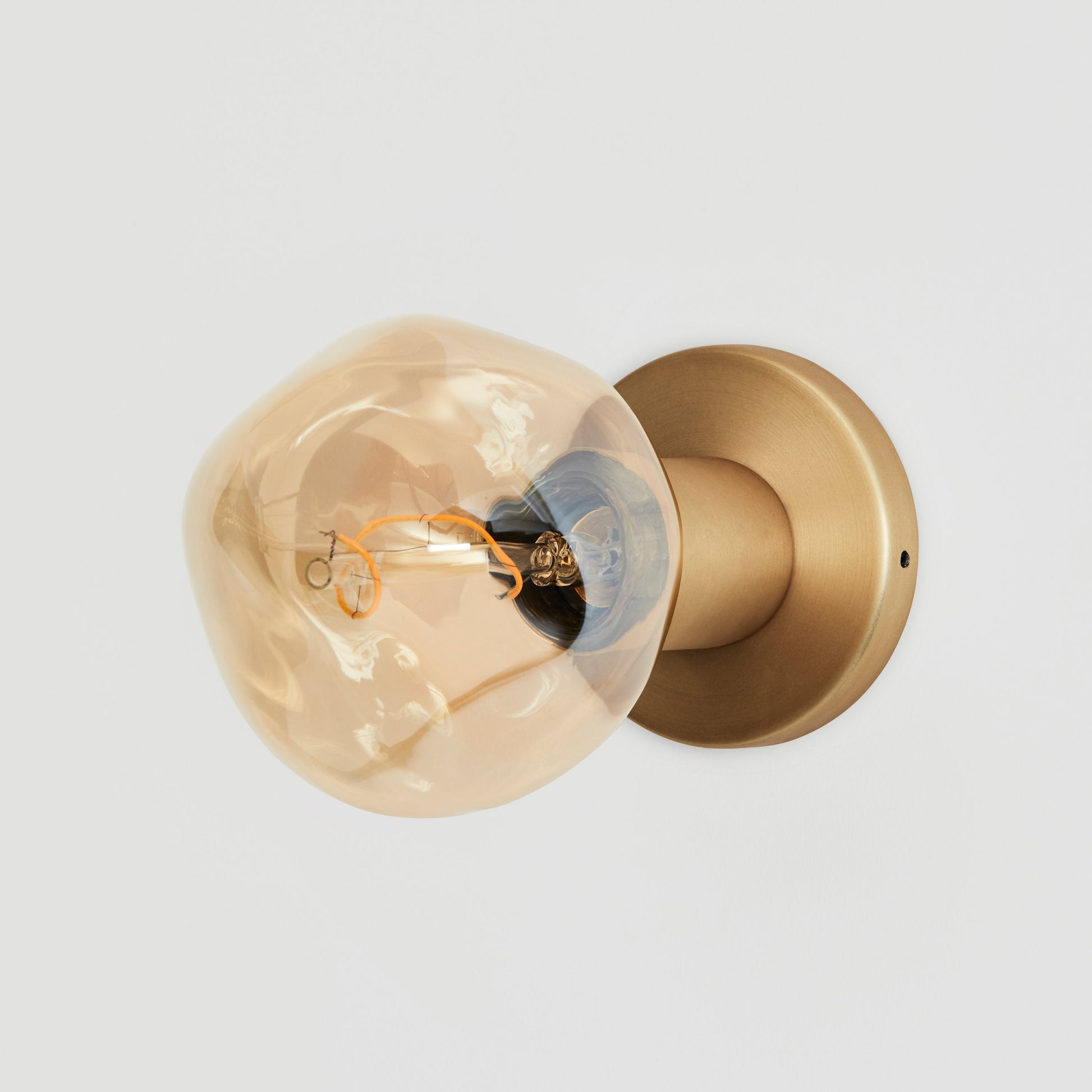 Tala Lochan Brass Wall Light voronoi Still 11