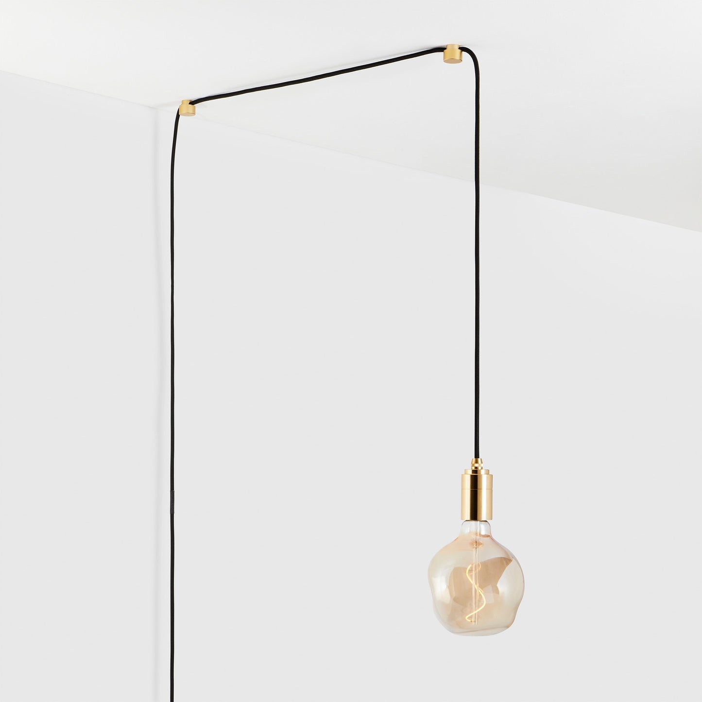 Tala Plug in Pendant Brass Voronoi I Still 14