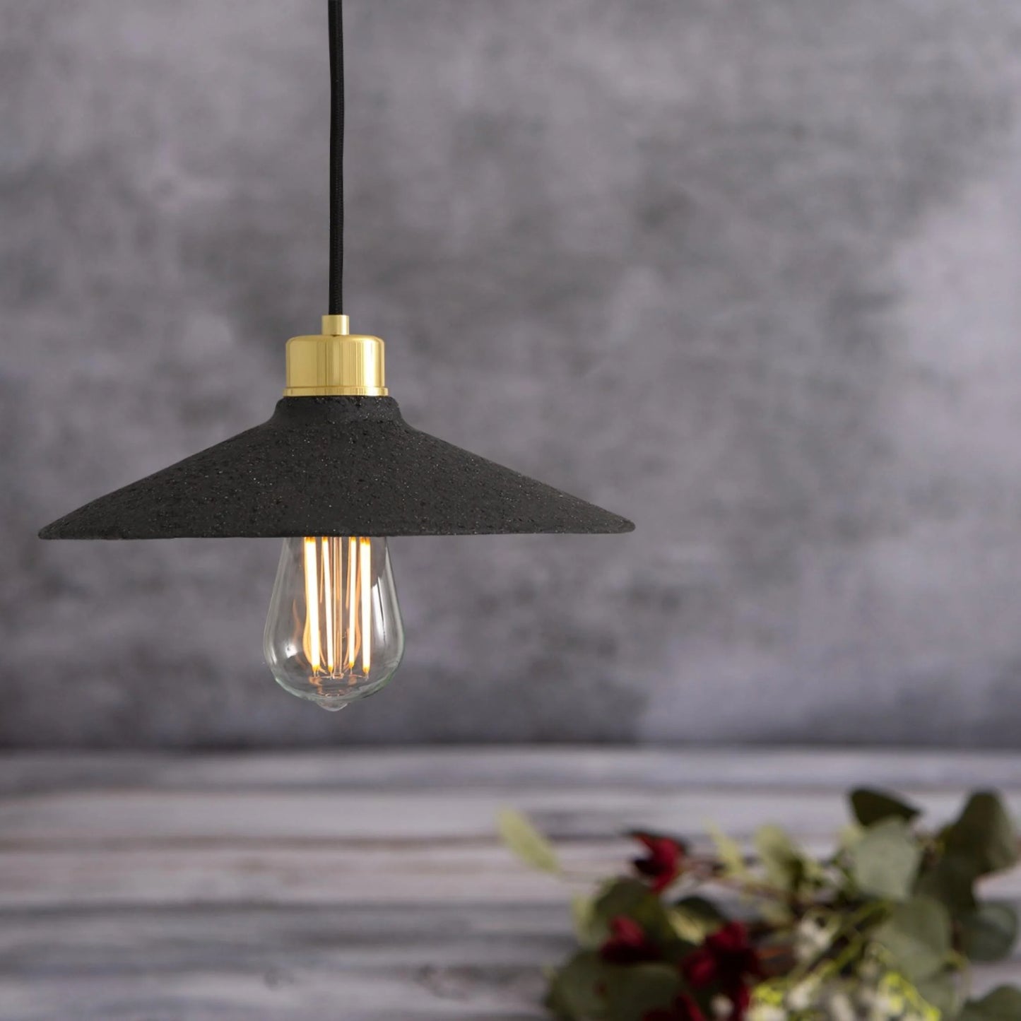 Pyrus Ceramic Pendant Light 28cm, Black Clay