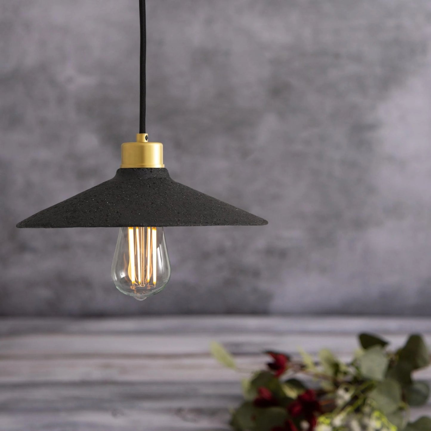 Pyrus Ceramic Pendant Light 28cm, Black Clay